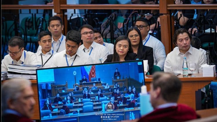 Public comments tungkol sa impeachment, ipinagbabawal