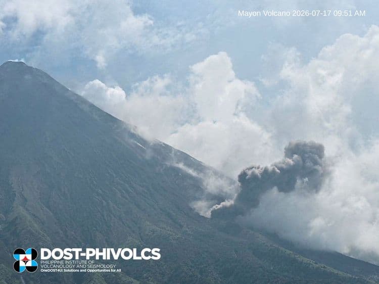 Mayon emits ash; 196 volcanic earthquakes monitored 