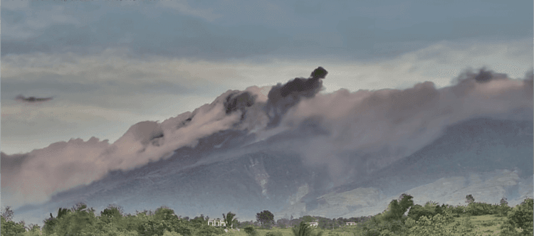 Kanlaon emits ash; 4 volcanic quakes also logged