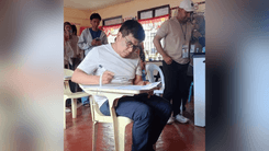 Basilan Governor Mujiv Hataman, bumoto sa unang BARMM Parliamentary Elections