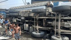 Truck at 3 motorsiklo, nagsalpukan sa Payatas Road