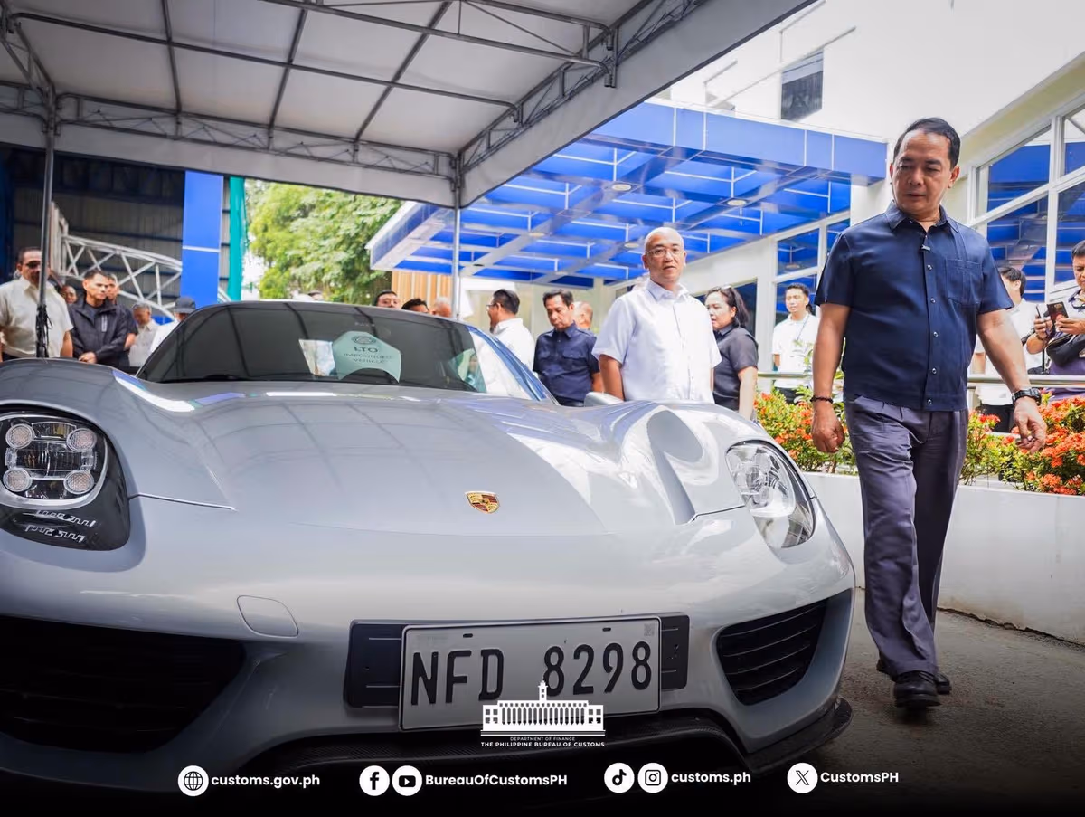 Luxury vehicle ng Isang Aktor, posibleng kumpiskahin ng BOC dahil sa maling deklarasyon ng buwis.jpg