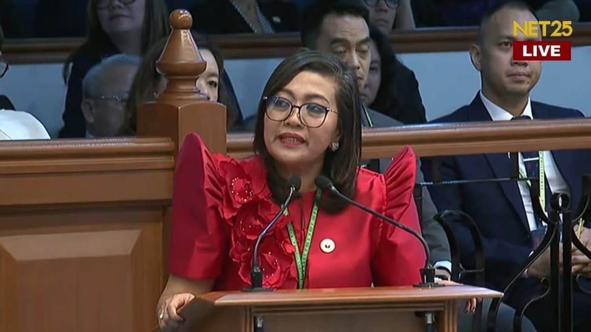 Prosecution Team sa impeachment trial ni VP Sara Duterte, pormal nang humarap sa senado sa pangunguna ni Rep. Jinky Bitrics Luistro.jpg