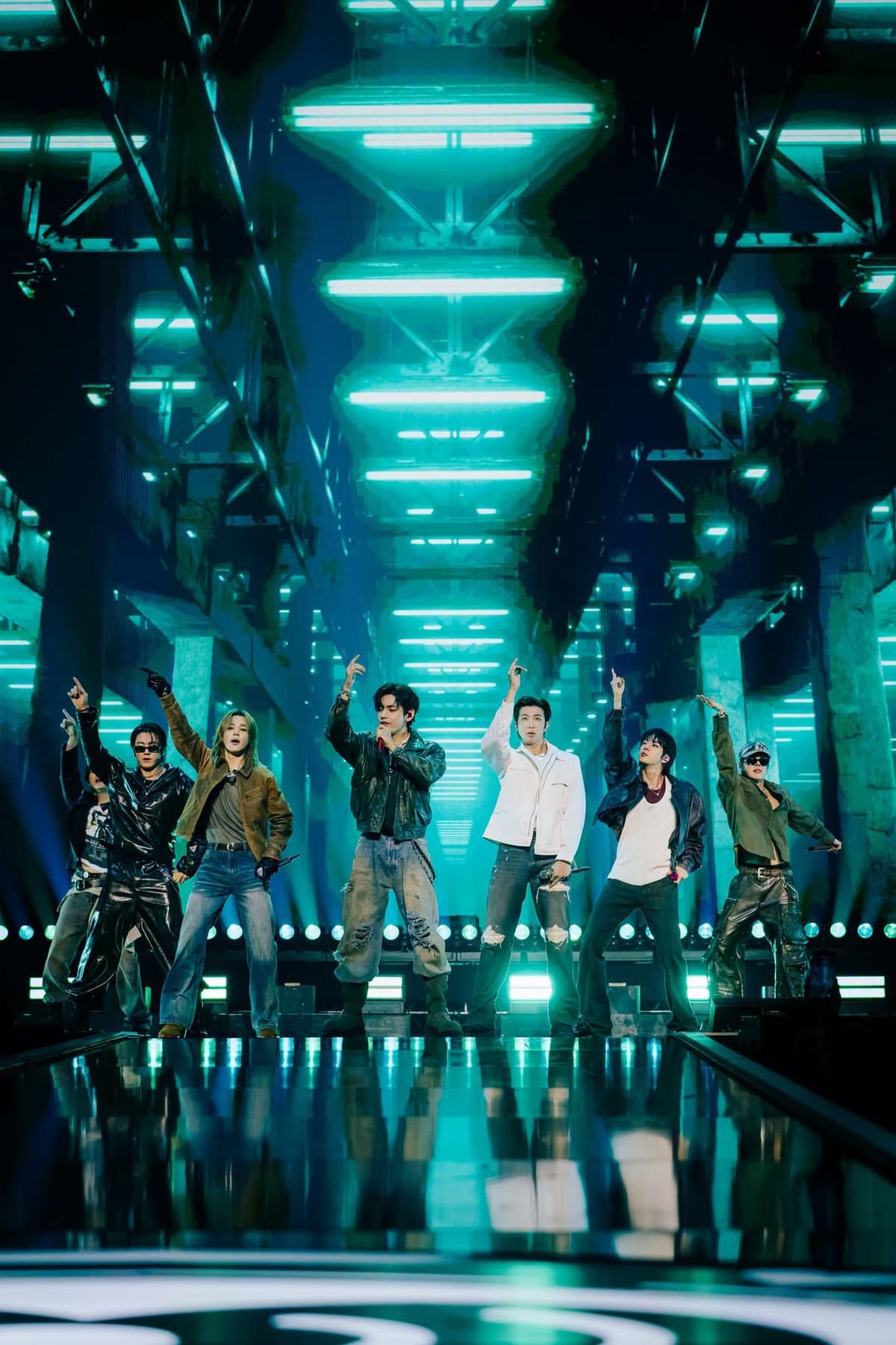 bts-iheartradio-music-festival-arirang-world-tour-philippines-2027!!.jpg