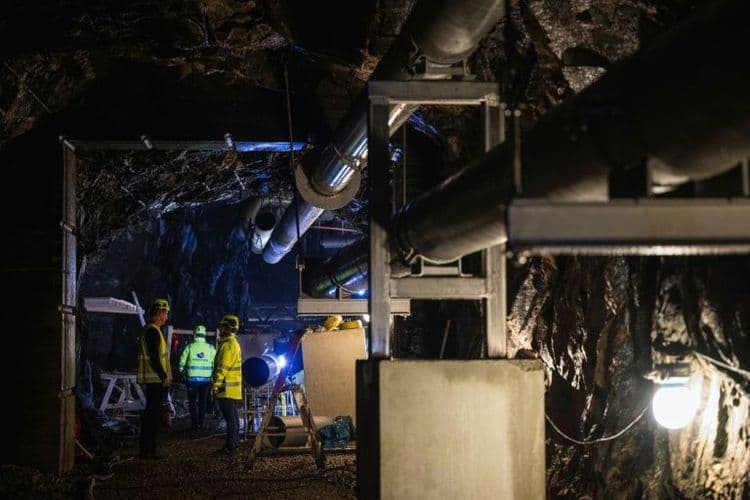 REMAKING AN OLD SWEDISH OIL DEPOT INTO A GIANT UNDERGROUND 'THERMOS'