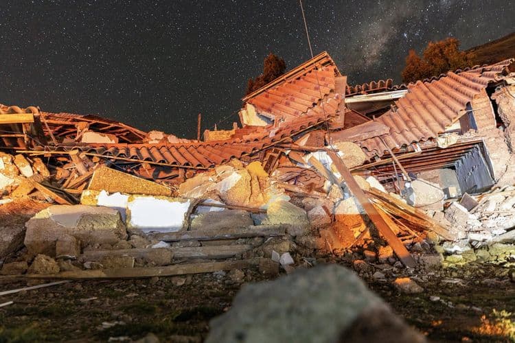 Anim ang patay sa magkasunod na lindol sa Peru