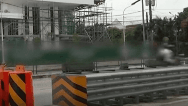 Crash guards, inilagay ng MMDA sa mga accident-prone area sa Metro Manila