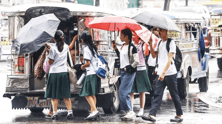Mahigit 6.5 milyong mag-aaral naapektuhan ng habagat, ayon sa DepEd