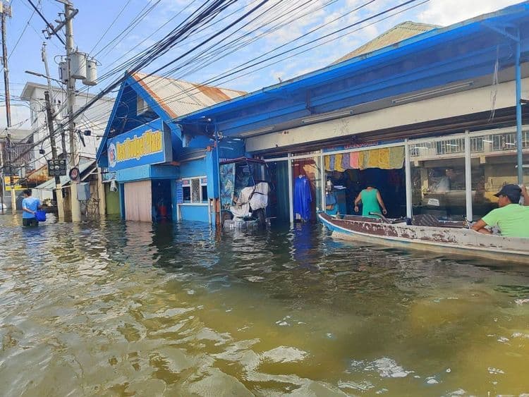 Halos 3 linggong baha sa San Fernando, Pampanga, nagpapatigil sa biyahe ng sasakyan