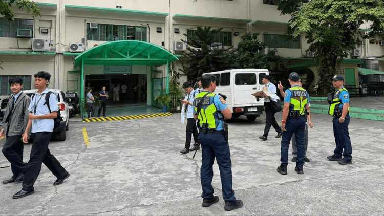 Pasay East High School cleared matapos ang fake gun threat