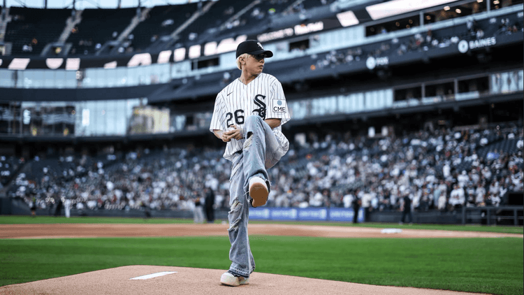 SB19's Josh naghagis ng ceremonial first pitch sa White Sox game