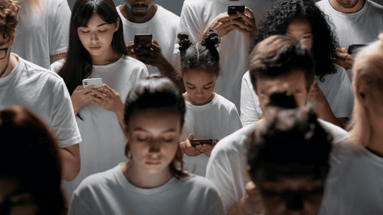 UK, magpapatupad ng midnight social media curfew para sa mga edad 16 at 17 sa 2027