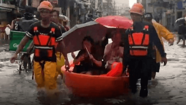 Umabot sa 201.7 mm ng ulan ang naitala sa Metro Manila sa loob ng limang oras noong Lunes, malapit sa rekord ng Bagyong Ondoy