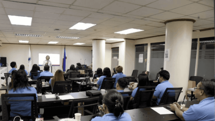 DOLE ibinalik ang limang araw na workweek