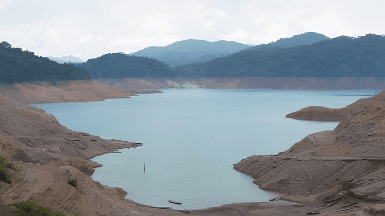 Lebel ng tubig sa Angat Dam, patuloy na bumababa