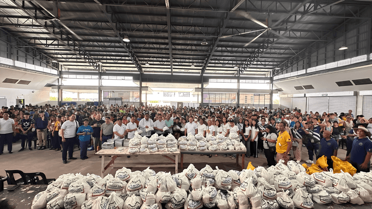 Iglesia Ni Cristo, nilingap ang mga PWD sa Camarines Sur bilang bahagi ng 48th National Disability Rights Week