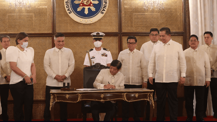 SIM registration law, hindi epektibo ayon sa PNP